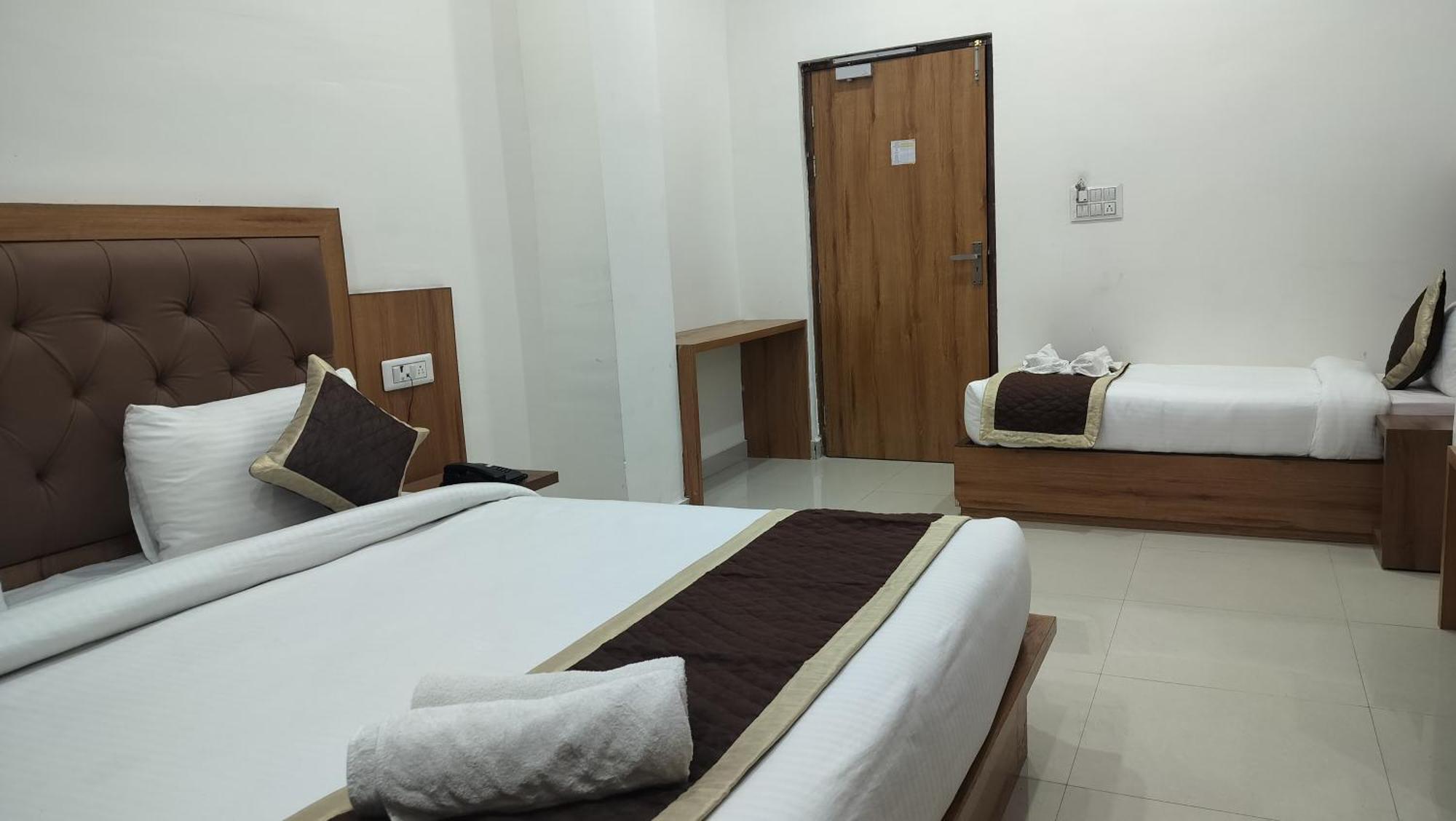 Hotel Binwa View Baijnāth Esterno foto