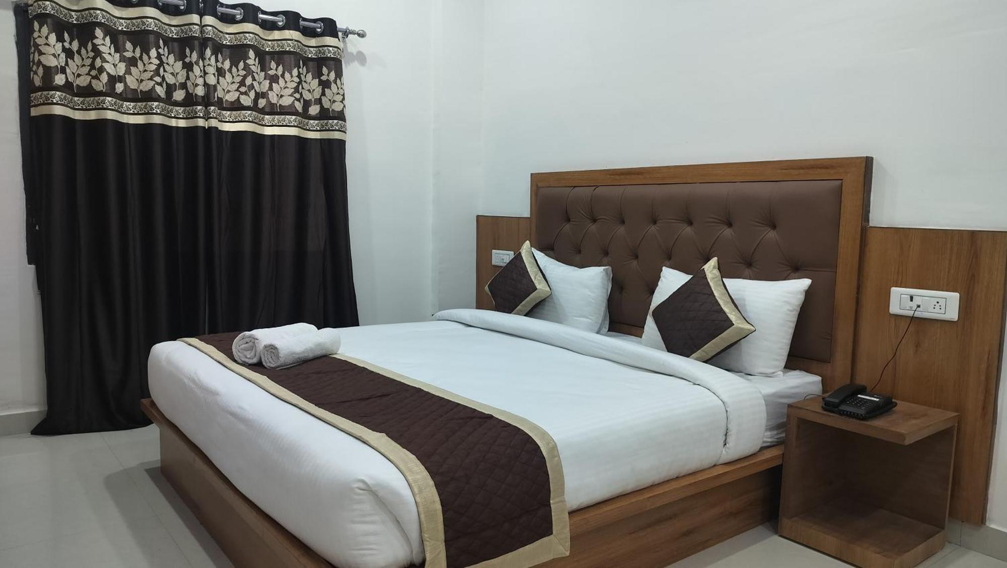 Hotel Binwa View Baijnāth Esterno foto