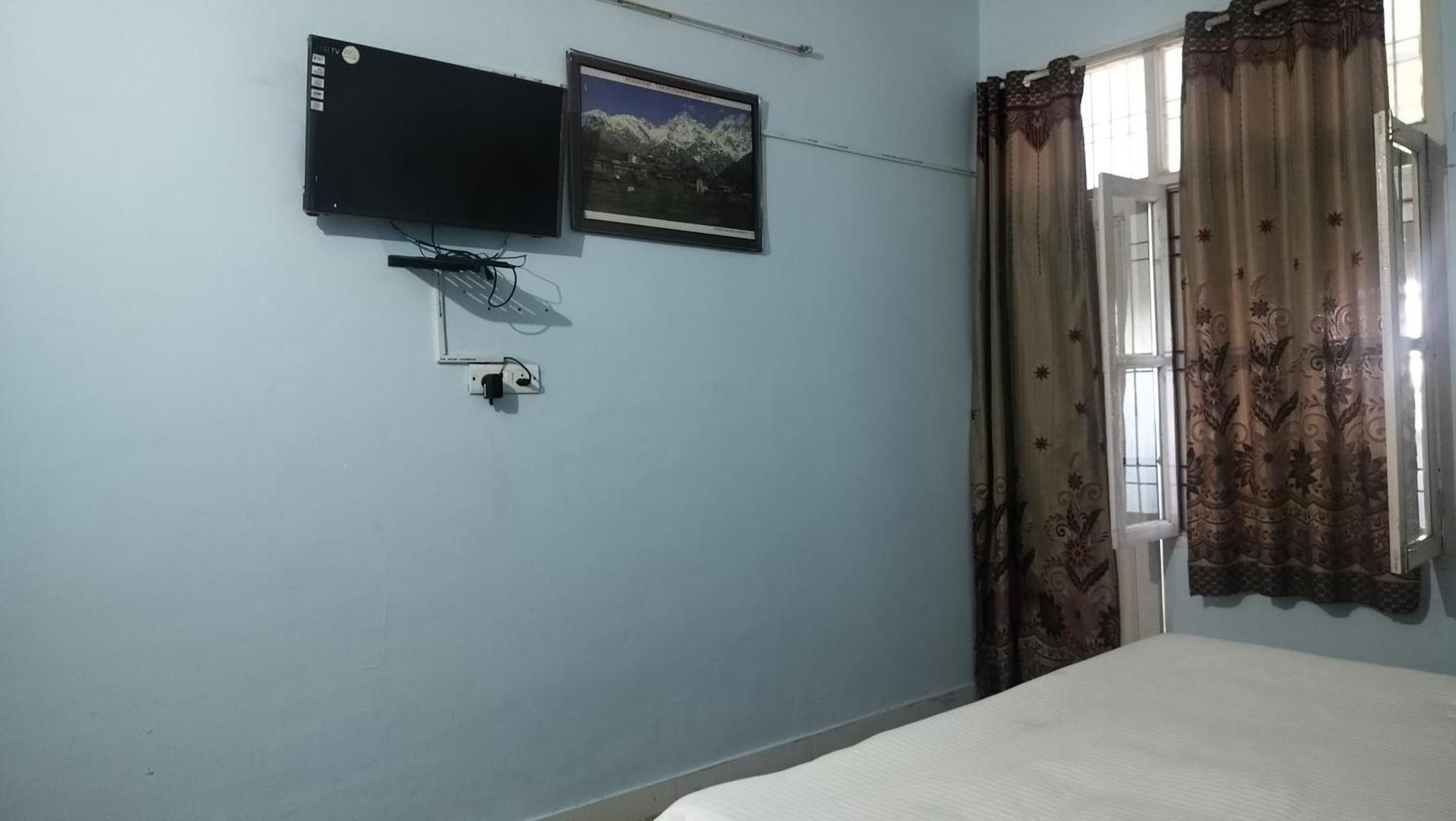 Hotel Binwa View Baijnāth Esterno foto