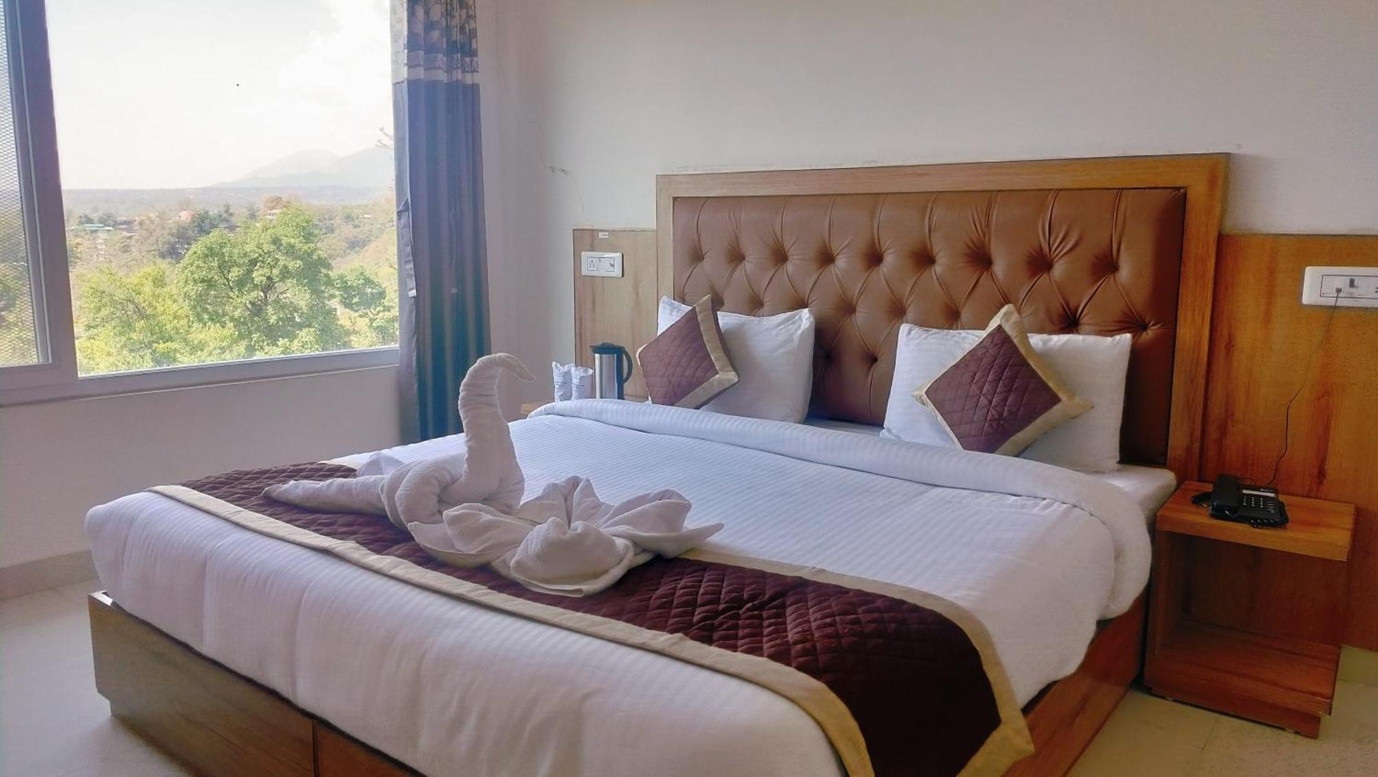 Hotel Binwa View Baijnāth Esterno foto